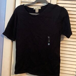 Eddie Bauer black shirt sleeve sweater